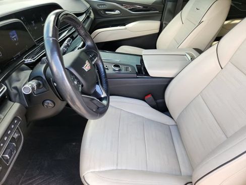 Used 2022 Cadillac Escalade ESV Sport w/ Touring Package AWD/4WD image 9