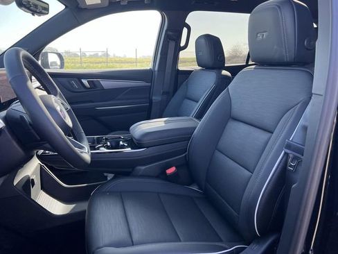 New 2026 Buick Enclave Sport Touring w/ Power Package FWD image 25