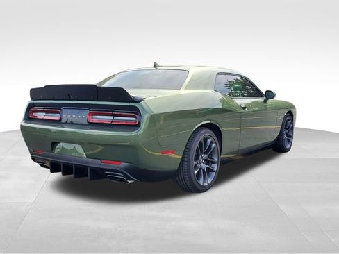 Used 2021 Dodge Challenger R/T Scat Pack RWD image 5