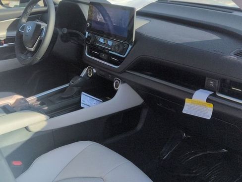 Certified 2026 Toyota Grand Highlander XLE image 29