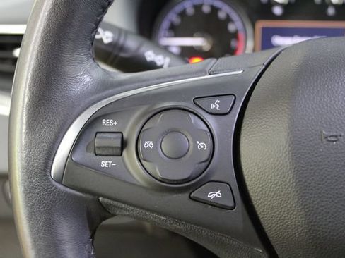 Used 2021 Buick Enclave Essence w/ Sound and Sites Package FWD image 17