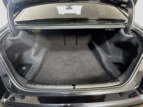 Used 2023 BMW 540i 540i w/ M Sport Package image 33