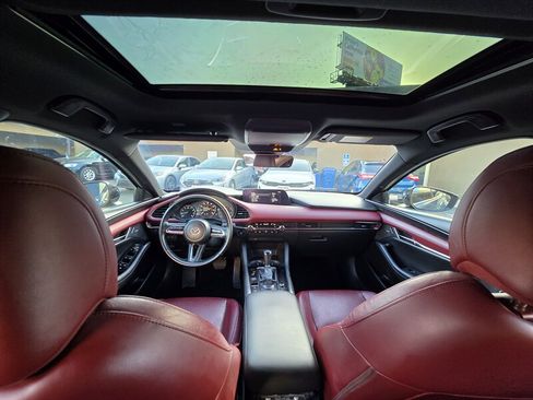 Used 2020 MAZDA MAZDA3 AWD Hatchback w/ Premium Pkg image 10