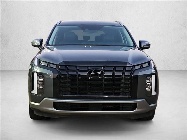 Used 2025 Hyundai Palisade SEL FWD image 2