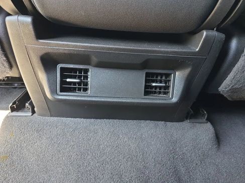 Used 2020 Chevrolet Silverado 1500 LT RWD image 38