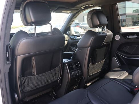 Used 2015 Mercedes-Benz GL 63 AMG 4MATIC image 38