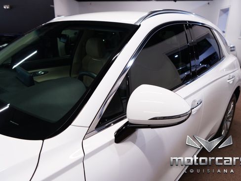 Used 2022 Genesis GV70 2.5T image 12