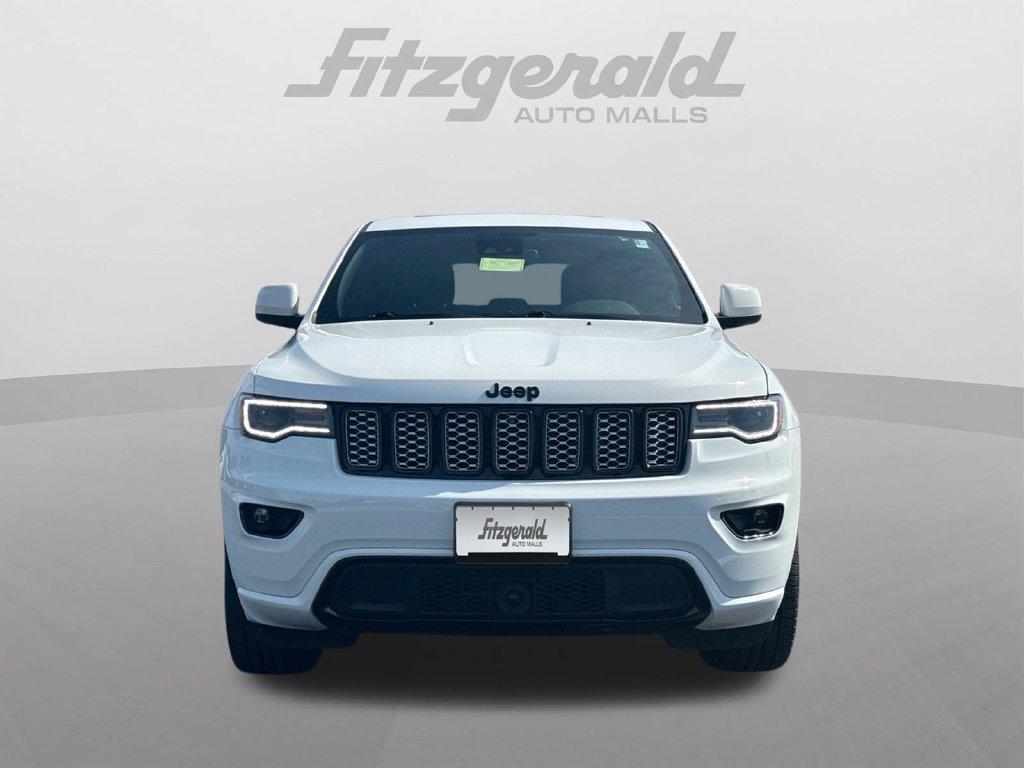 Used 2020 Jeep Grand Cherokee Altitude AWD/4WD image 9