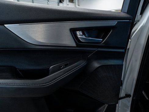 Used 2023 Acura MDX SH-AWD image 57