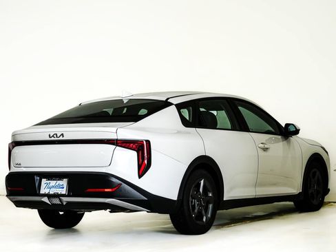 Used 2025 Kia K4 FWD image 6