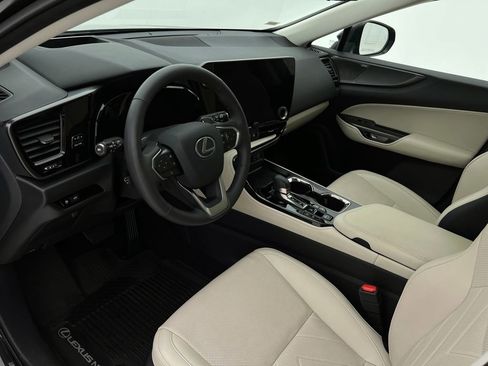 Certified 2025 Lexus NX 350 AWD w/ Luxury Package image 16