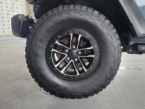 Certified 2024 Jeep Wrangler Unlimited Sport AWD/4WD image 5