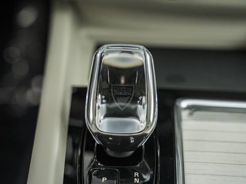 New 2026 Volvo XC60 B5 Ultra w/ Protection Package Premier AWD/4WD image 26