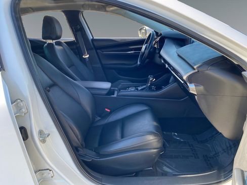 Used 2022 MAZDA MAZDA3 s image 15