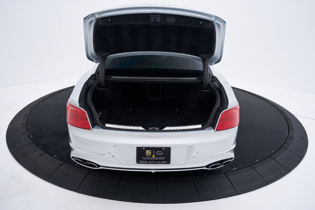 Used 2022 Bentley Flying Spur V8 AWD/4WD image 24