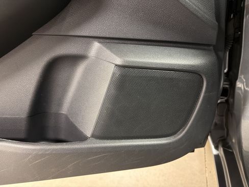 Used 2024 Nissan Sentra SV FWD image 23