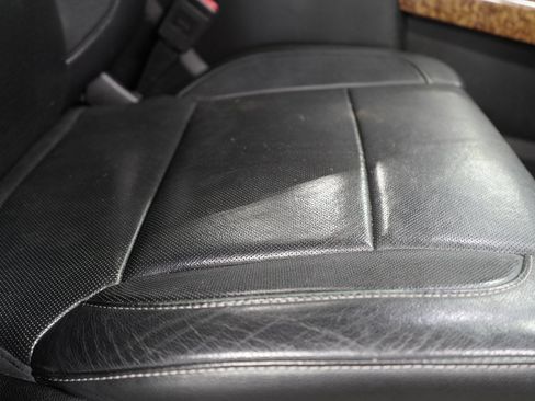 Used 2016 Chevrolet Suburban LTZ AWD/4WD image 34