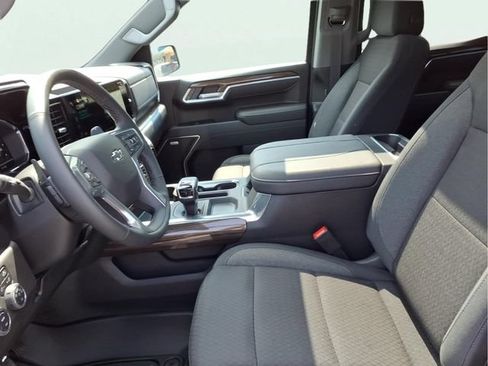 Used 2025 Chevrolet Silverado 1500 RST w/ All Star Edition Plus AWD/4WD image 5