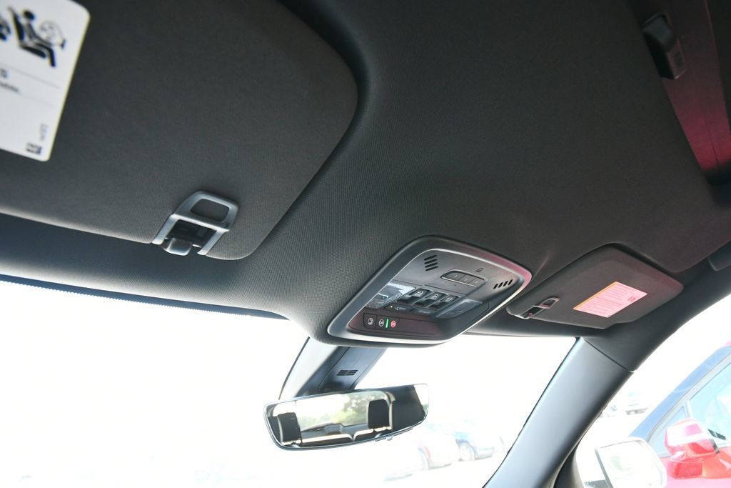 Used 2023 Chevrolet Traverse RS w/ LPO, Floor Liner Package AWD/4WD image 35