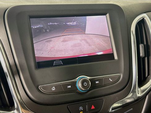 Used 2023 Chevrolet Equinox LT FWD image 14