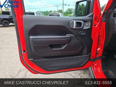 Used 2024 Jeep Wrangler Unlimited Rubicon AWD/4WD image 21
