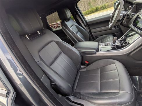 Used 2020 Land Rover Range Rover Sport HST image 30