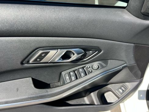 Used 2021 BMW 330i Sedan w/ Convenience Package image 23
