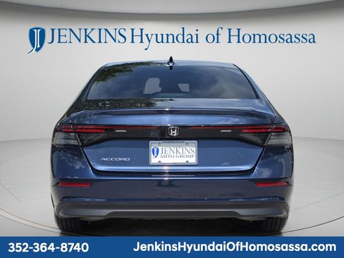 Used 2024 Honda Accord EX image 6