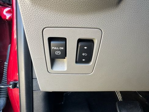 Used 2019 Ford F150 XLT w/ Equipment Group 302A Luxury image 19