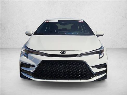 Certified 2026 Toyota Corolla SE FWD image 2