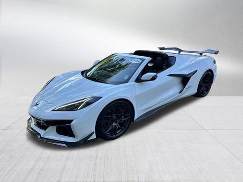 Used 2024 Chevrolet Corvette Z06 w/ Z07 Performance Package RWD image 54