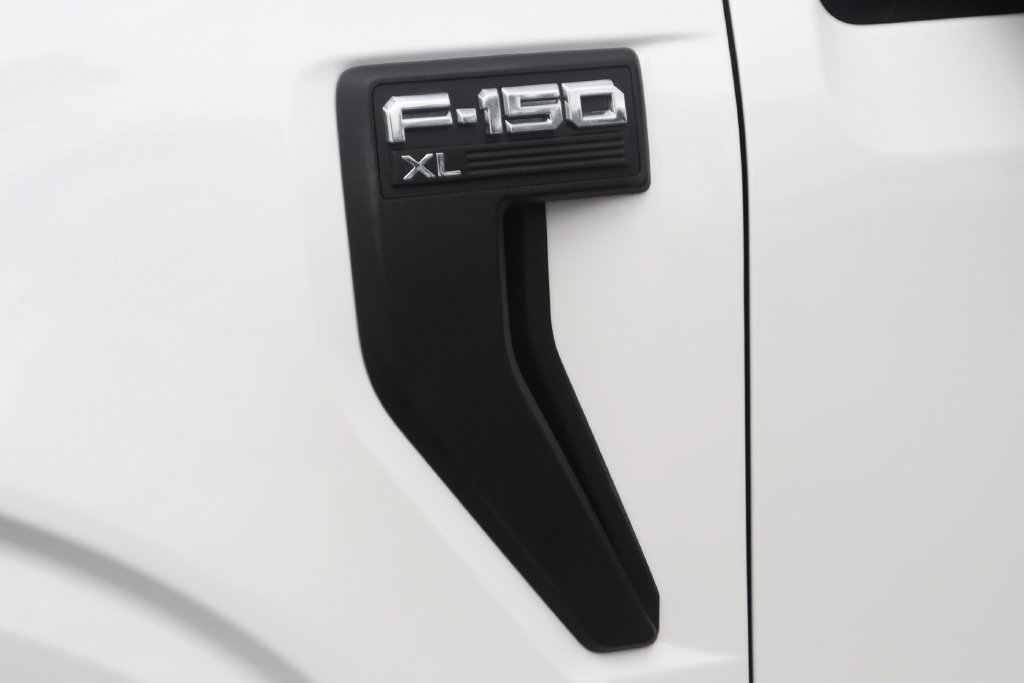 Used 2024 Ford F150 XL w/ Equipment Group 103A High RWD image 41