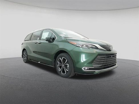 New 2026 Toyota Sienna Platinum image 29