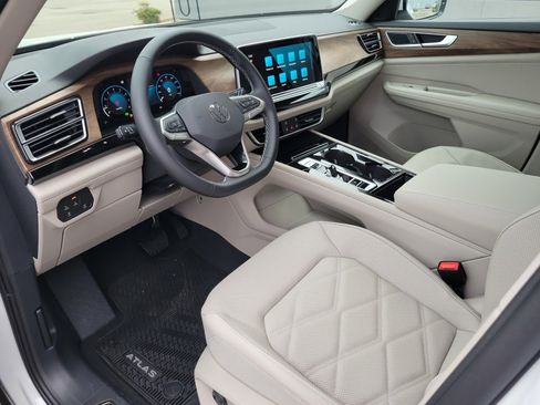 New 2026 Volkswagen Atlas SE AWD/4WD image 30