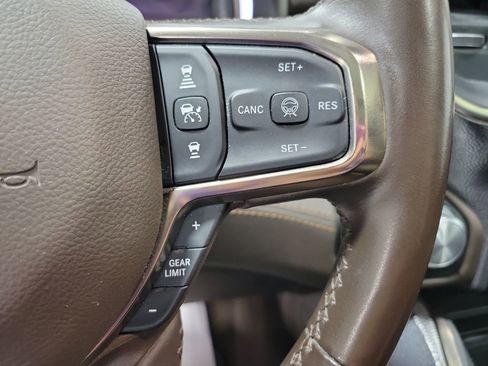 Used 2025 RAM 1500 Limited image 46