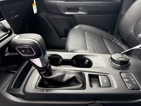 New 2025 Ford Ranger Lariat w/ FX4 Off-Road Package image 18