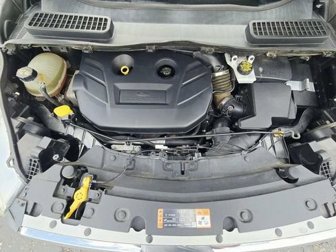 Used 2017 Ford Escape SE FWD image 15