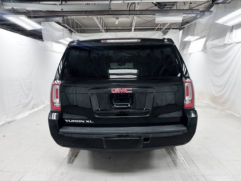 Used 2020 GMC Yukon XL SLT w/ HD Trailering Package image 4