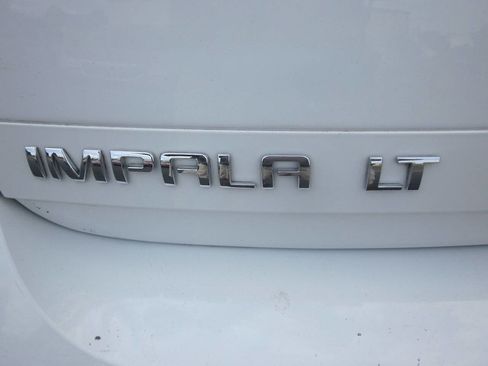 Used 2012 Chevrolet Impala LT FWD image 31