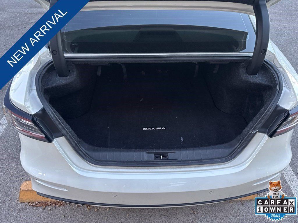Used 2023 Nissan Maxima Platinum w/ Sport Mat Group FWD image 13