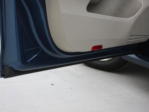 Used 2015 Volkswagen Golf S image 20