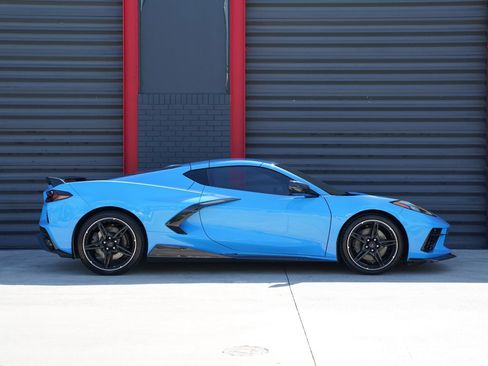 Used 2023 Chevrolet Corvette Stingray Preferred Cpe w/ Z51 Performance Package RWD image 7