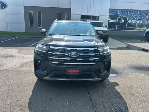 New 2026 Ford Explorer Active w/ Active Comfort Package AWD/4WD image 2