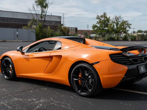Used 2013 McLaren MP4-12C Spider image 16