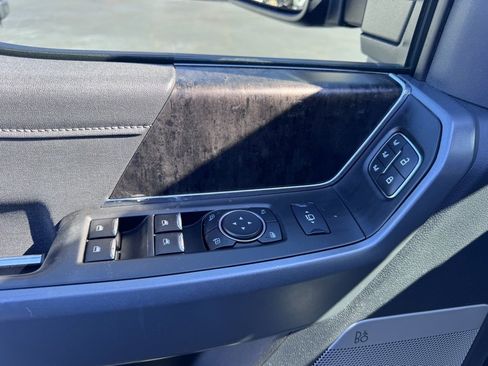 Used 2024 Ford F250 Lariat image 23