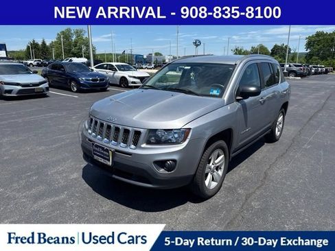 Used 2014 Jeep Compass Sport w/ Power Value Group AWD/4WD image 3