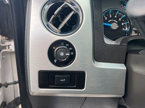 Used 2013 Ford F150 Platinum image 23