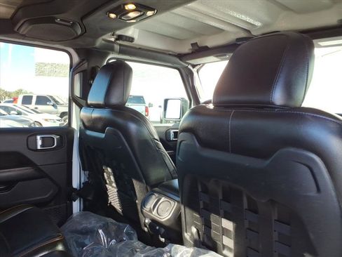 Used 2020 Jeep Gladiator Mojave image 13