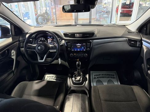 Used 2020 Nissan Rogue Sport S FWD image 22