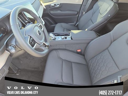 New 2026 Volvo XC90 B5 Plus w/ Protection Package Premier image 12
